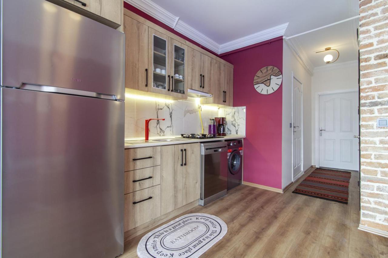 Charming Flat Near Kennedy Avenue In Fatih Appartement *